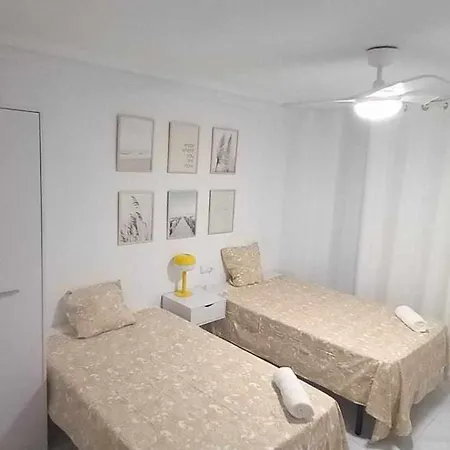 Apartamento Pacheco A 3 Min De La Playa Apartment *